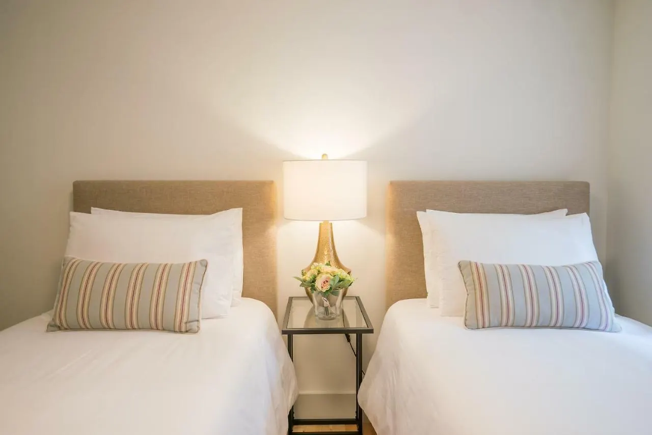 Courtyard & Elegance Apartment Lisboa