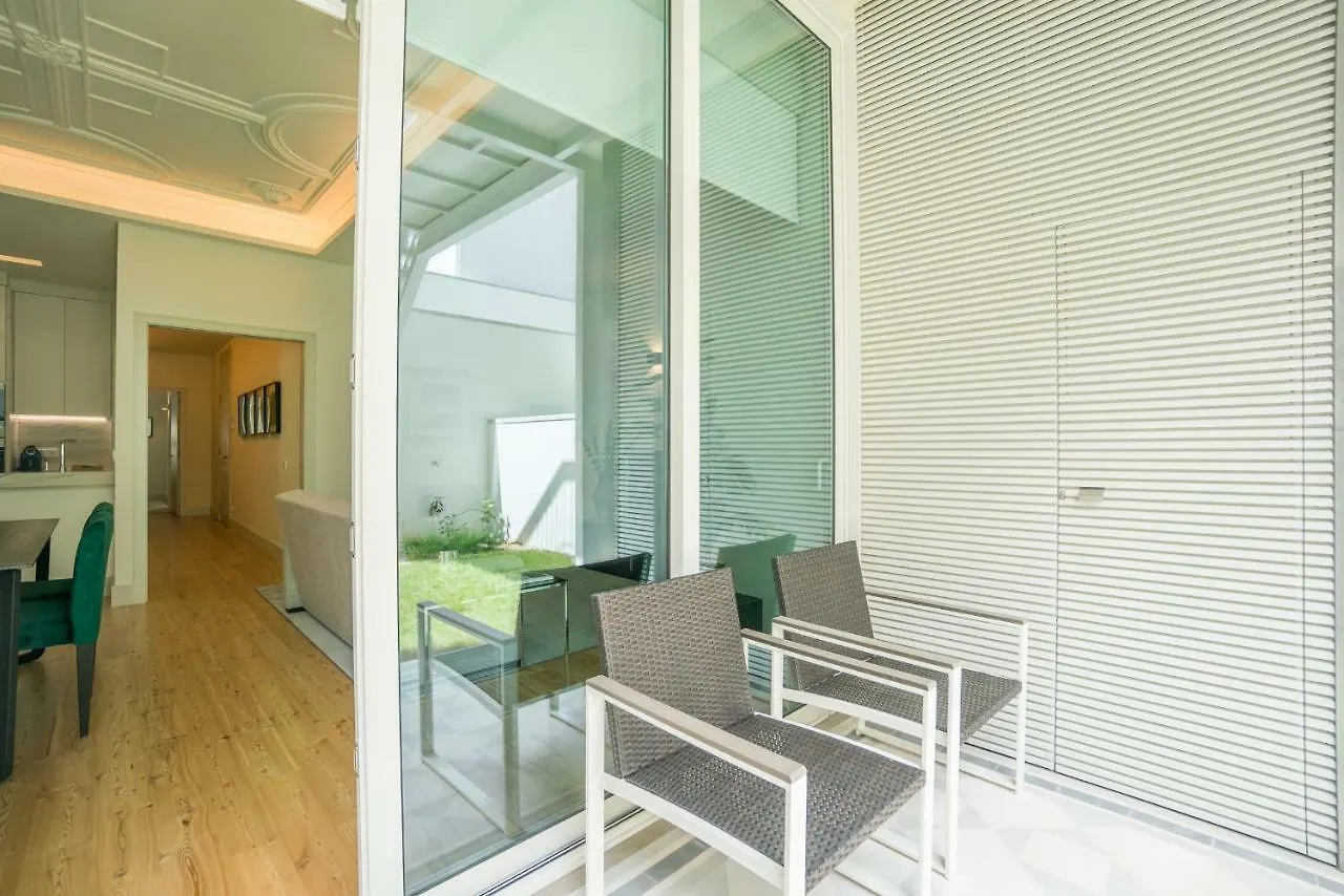 Courtyard & Elegance Apartment Lisbon 0*,