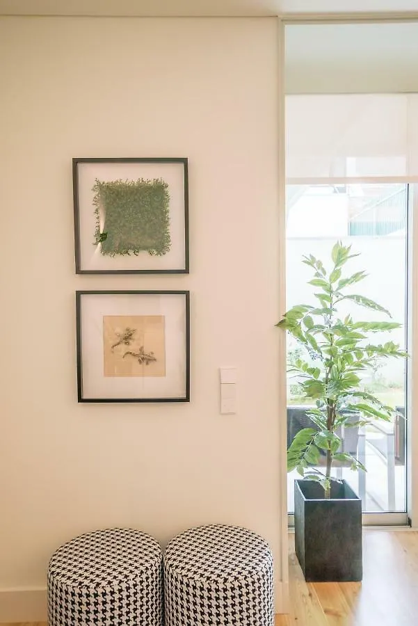 Courtyard & Elegance Apartment Lisbon
