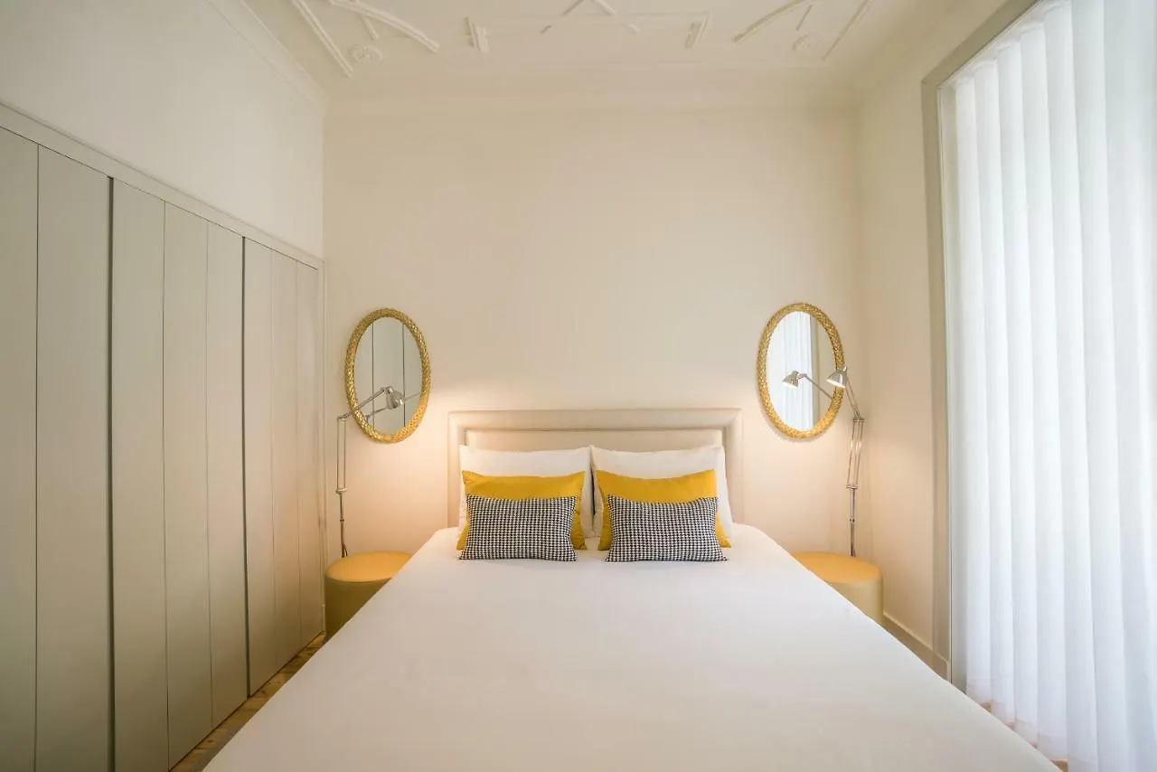 Courtyard & Elegance Apartment Lisbon