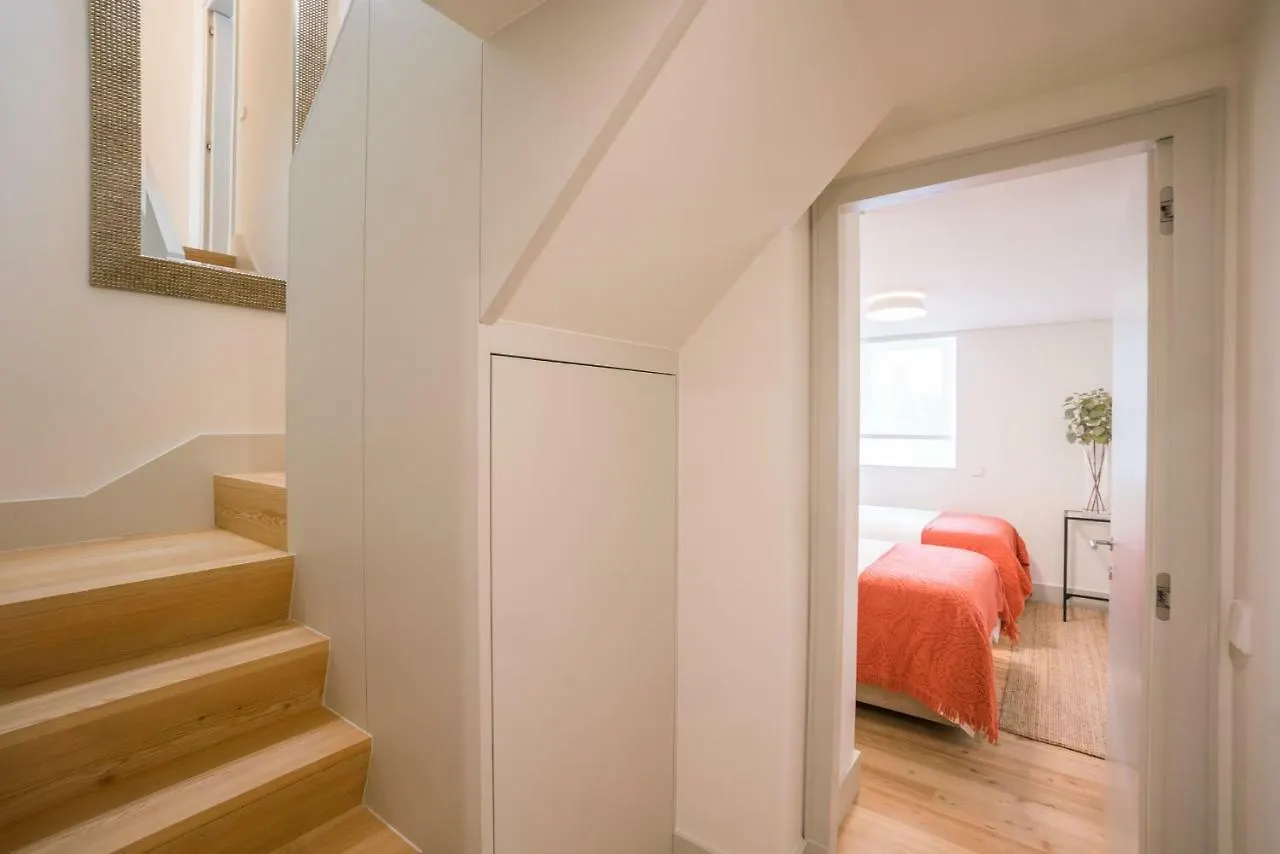 Courtyard & Elegance Apartment Lisbon
