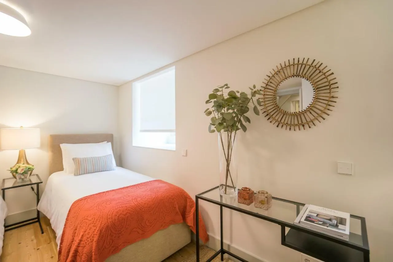 Courtyard & Elegance Apartment Lisbon